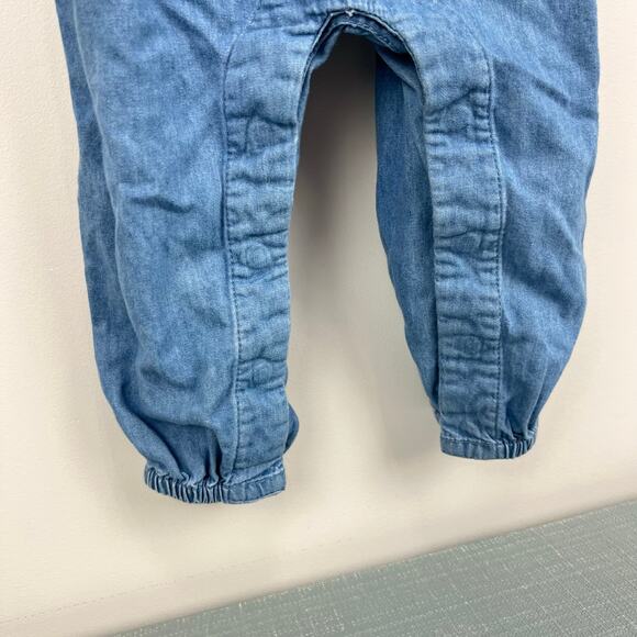 Mini Boden Chambray Ruffle Heart Dungarees 12-18 Months - Picture 4 of 8